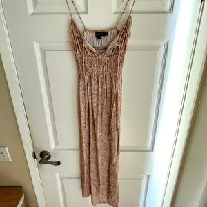 MOTEL Casual Floral Midi Dress